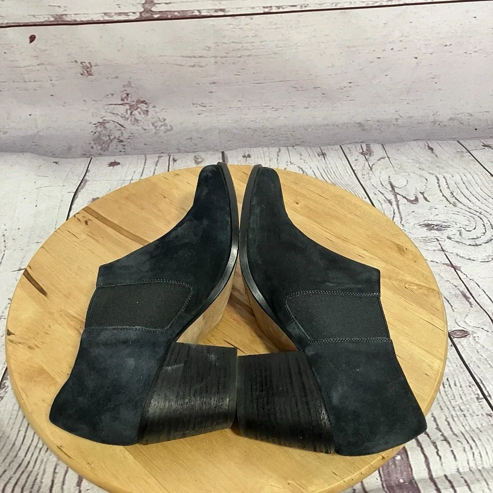 Vince Black Suede Nubuck Ankle Booties Block Heel EU 37 US 7‎ Shootie